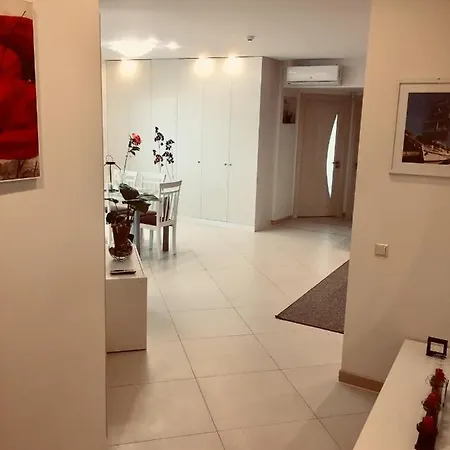 Senamiescio Apartamentai شقة